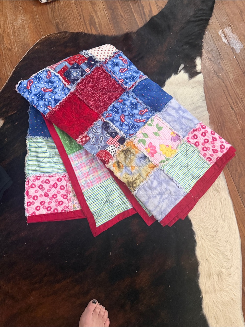 Handmade Patchwork Quilt Throw - Multicolor (Red Trim)